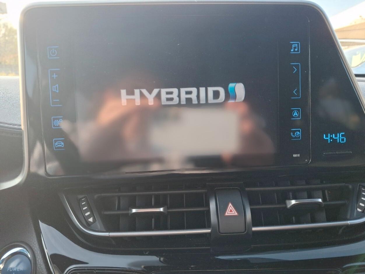 Toyota C-HR 1.8 Hybrid E-CVT Trend