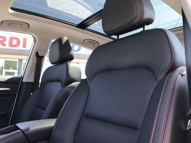 MG ZS EV Luxury 72 kWh IVA ESPOSTA * 8.700 KM!!