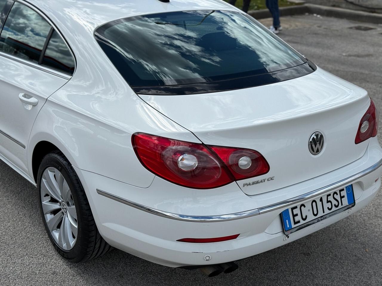 VOLKSWAGEN Passat CC 2.0 143cv TDI DPF DSG