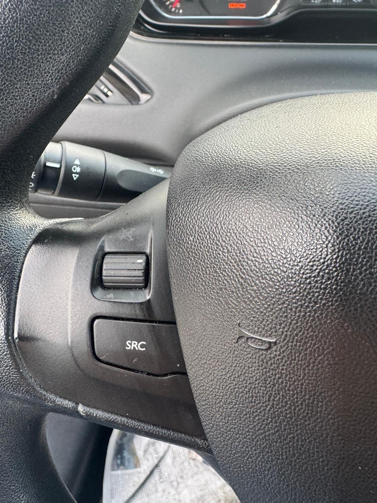 Peugeot 208 PureTech 82 5 porte Allure