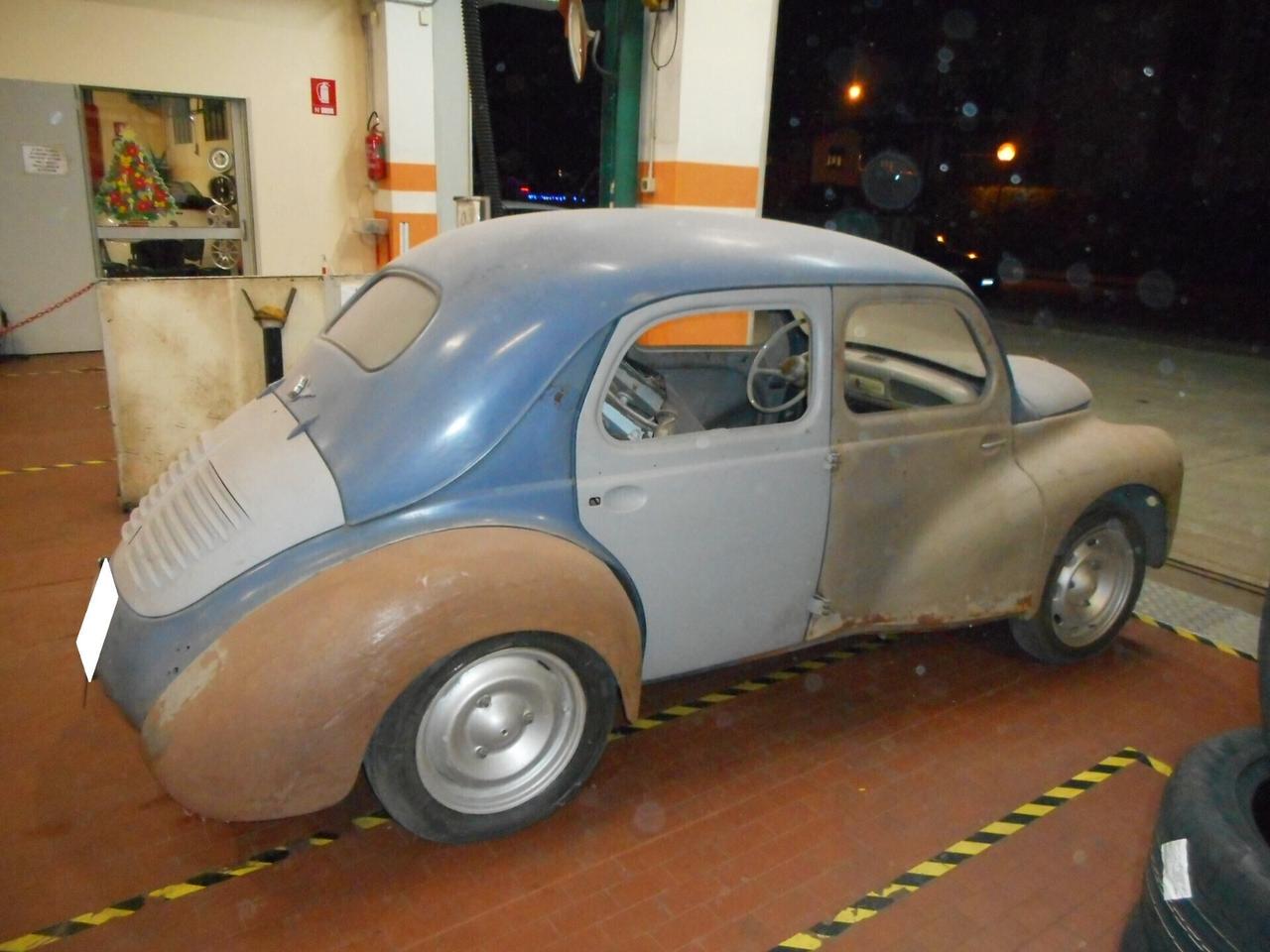 Renault 4 4CV