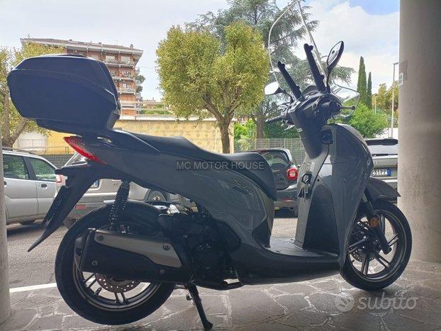 HONDA SH 300 -FINANZIABILE - GARANZIA -PERMUTE e.4