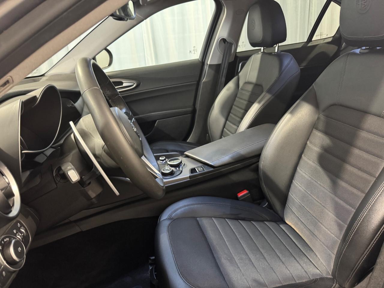 Alfa Romeo Giulia 2.2 Turbodiesel 190 CV AT8 Executive