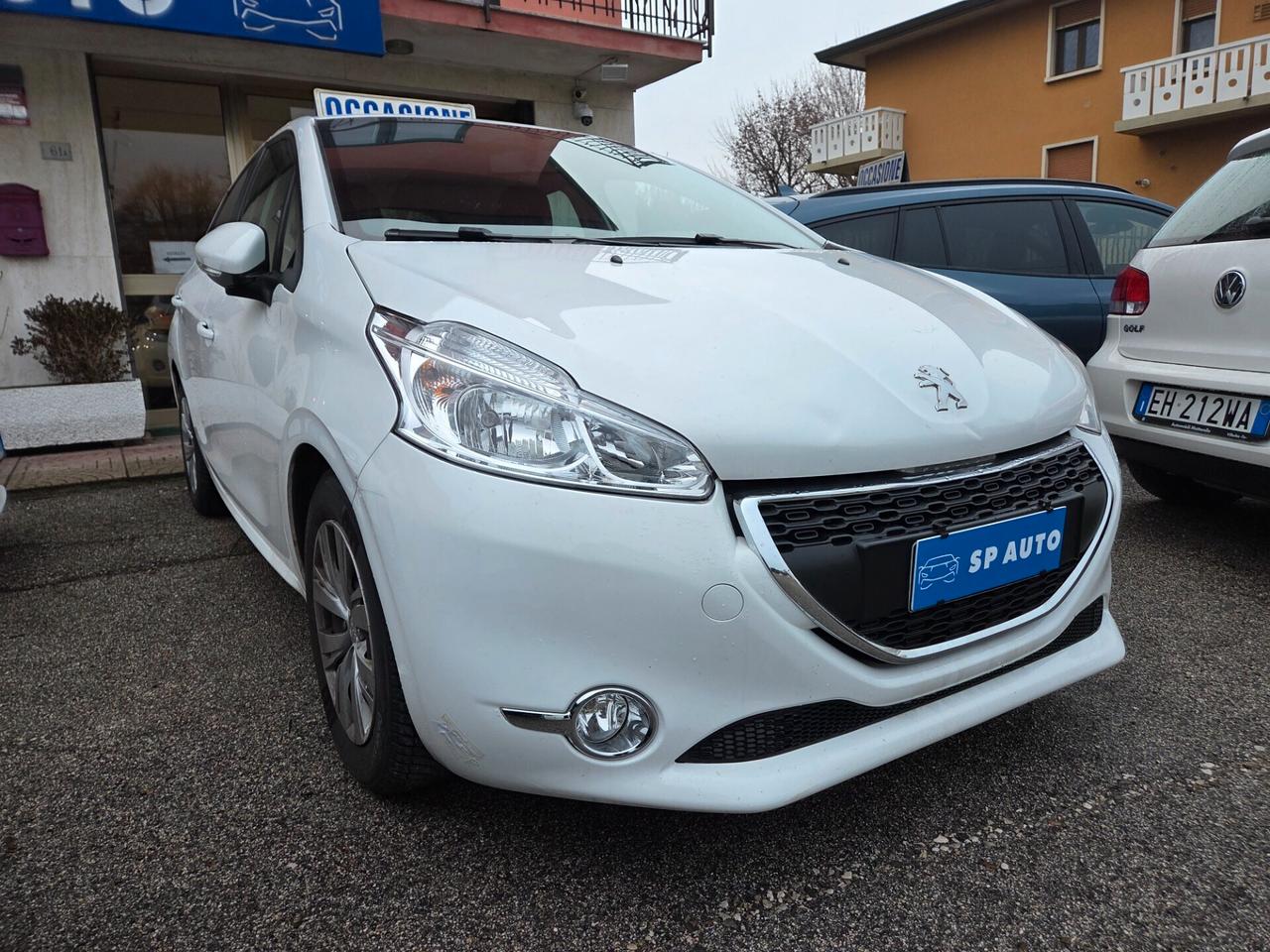 Peugeot 208 Neopatenatati - 2012