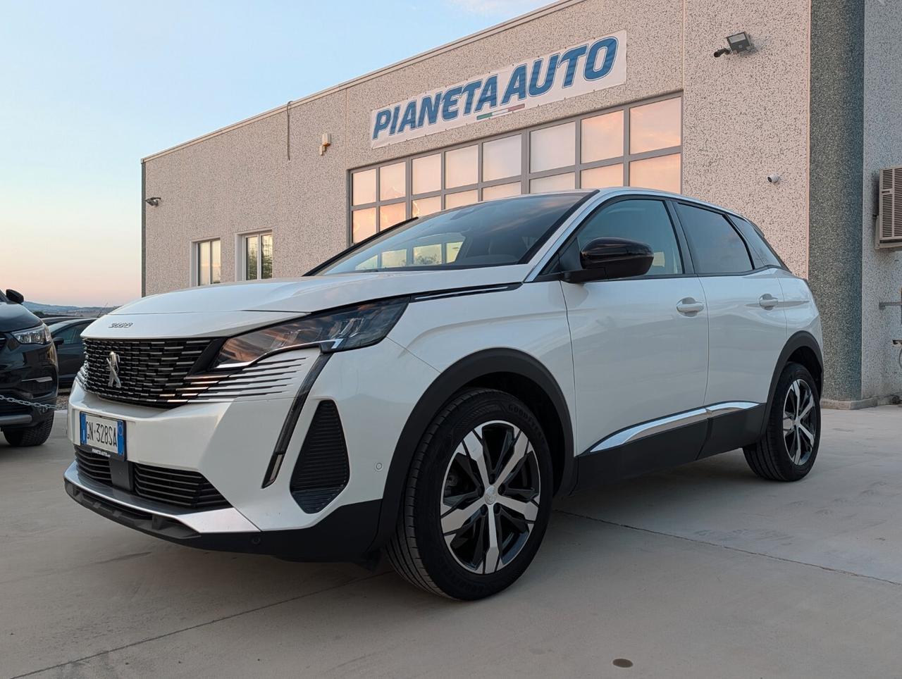 Peugeot 3008 BlueHDi 130 S&S EAT8 '23