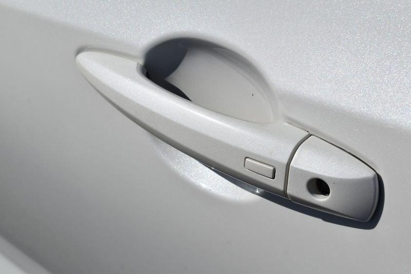 Nissan Juke 1.0 DIG-T 117 Mt N-Connecta