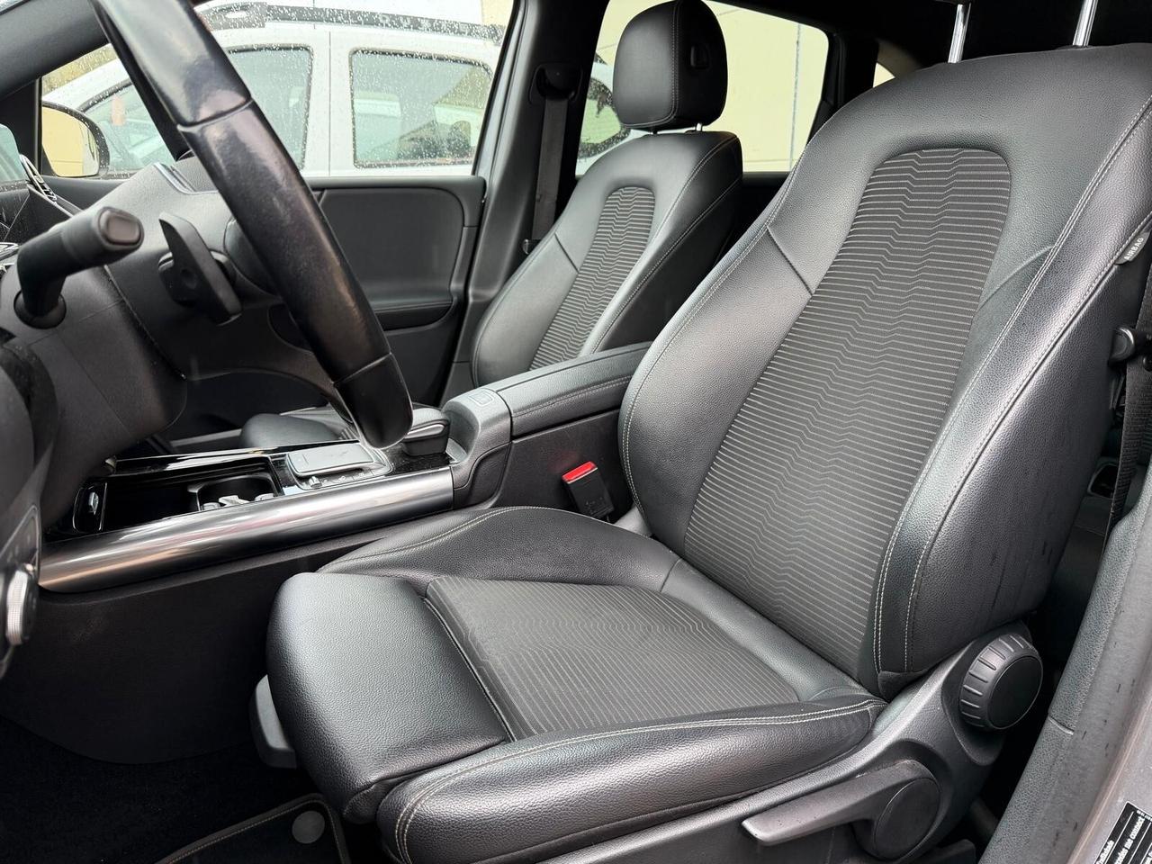 Mercedes-benz B 180 2020