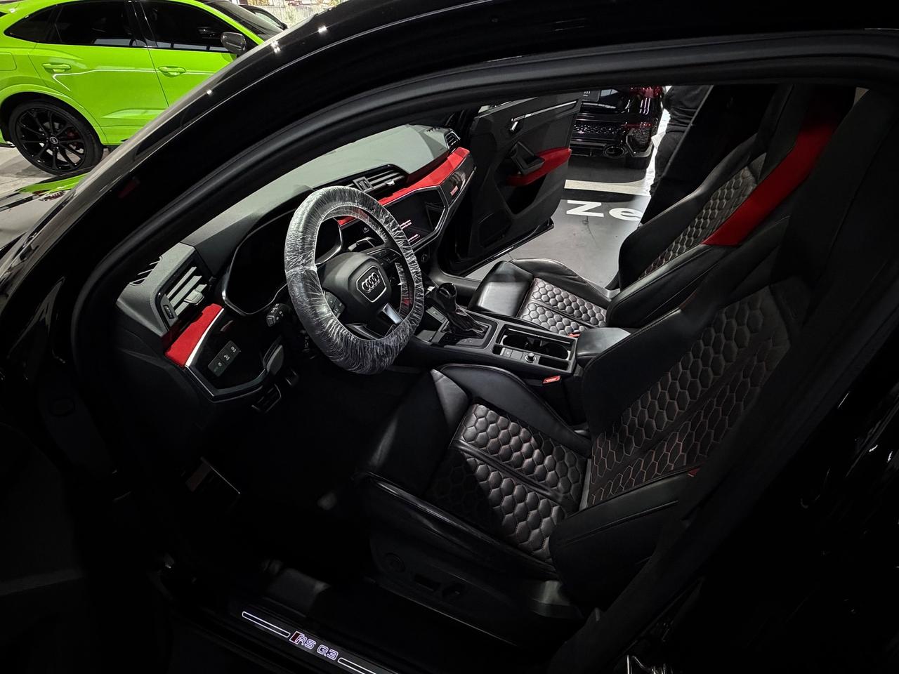 Audi Q3 RS quattro S tronic