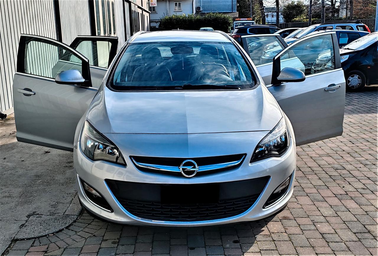 Opel Astra 1.6 CDTI 136CV S&S Sports Tourer Cosmo 2015