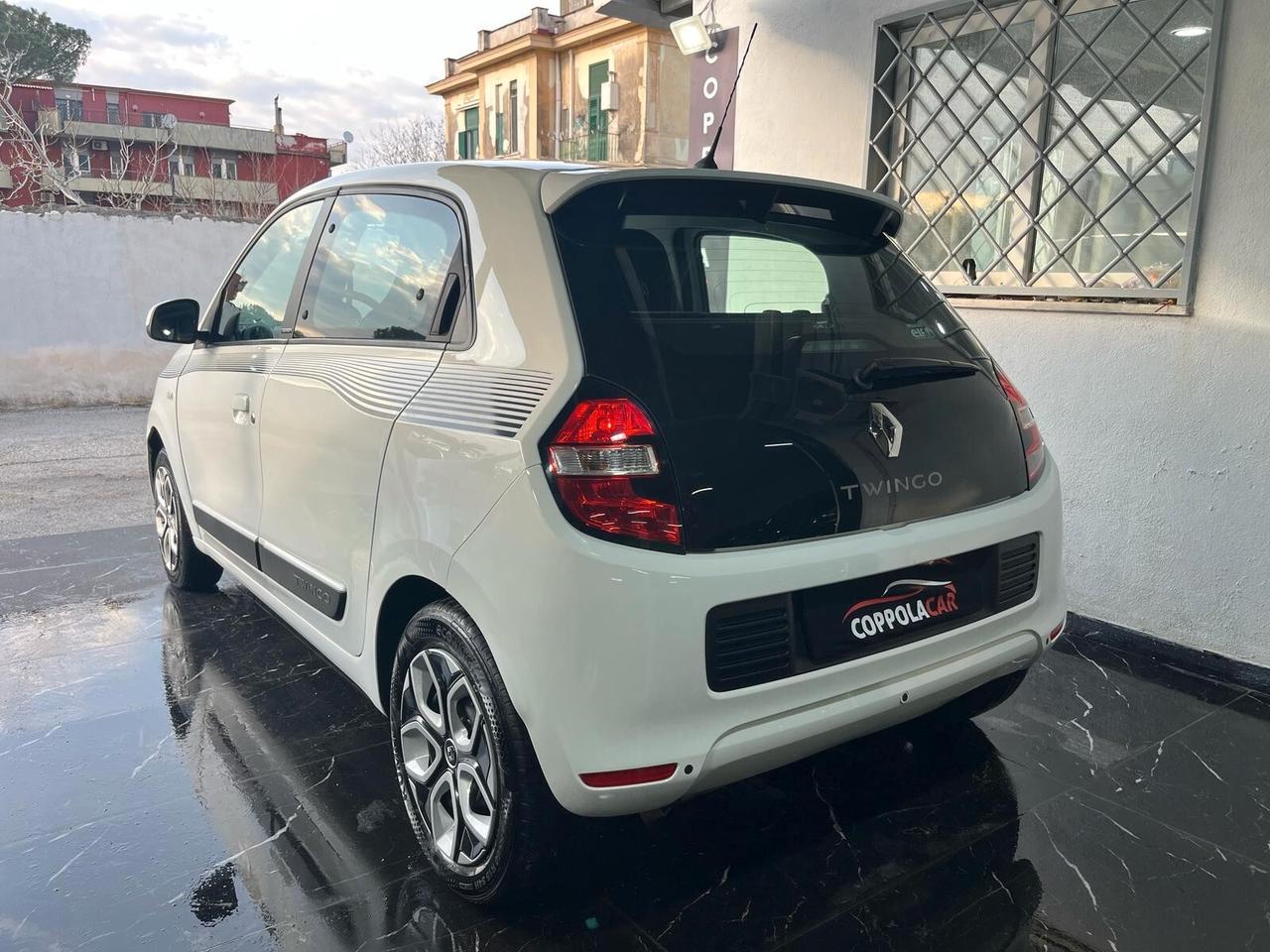 Renault Twingo SCe EDC Intens