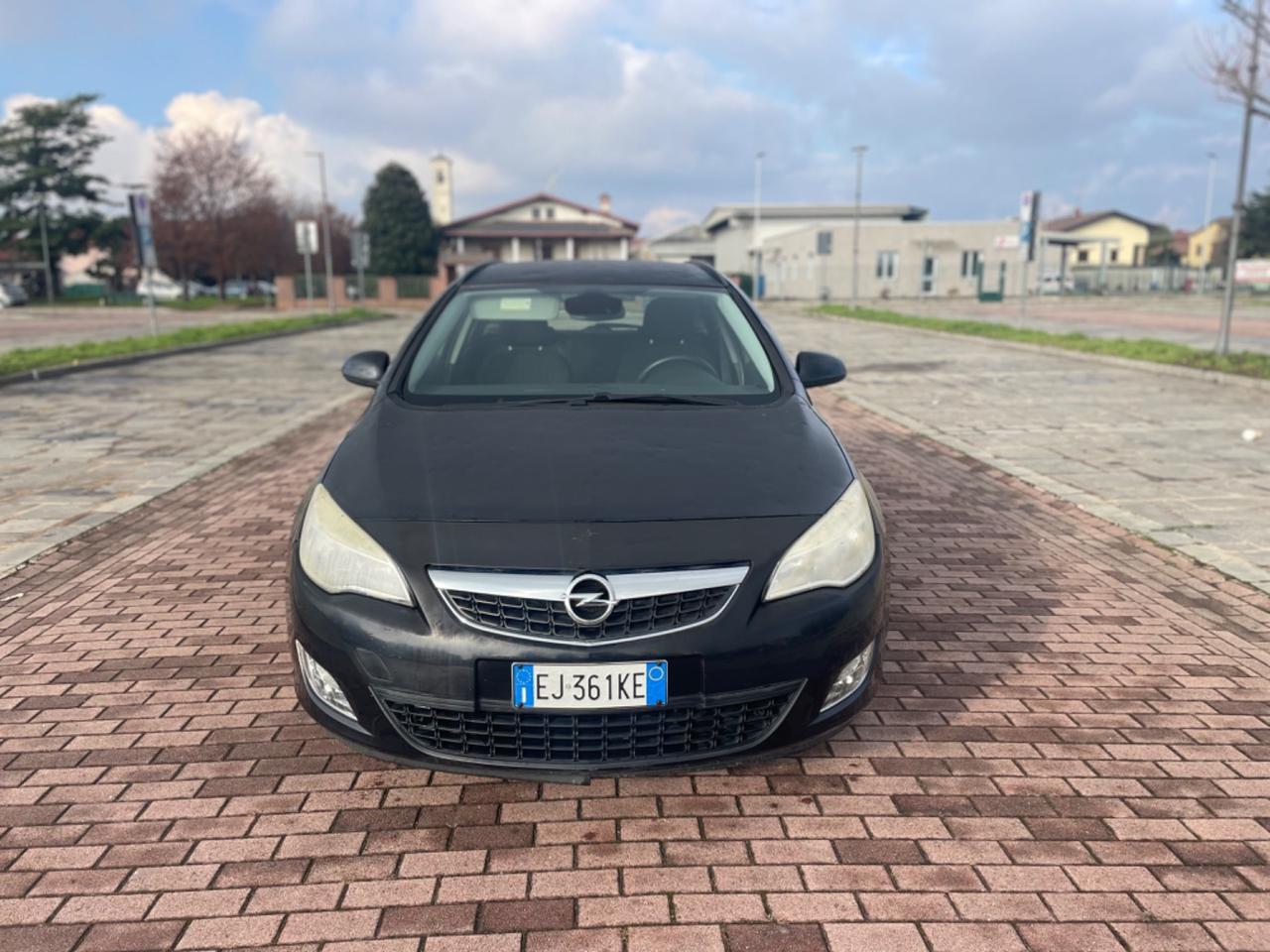 Opel Astra 1.7 CDTI 110CV Sports Tourer Cosmo