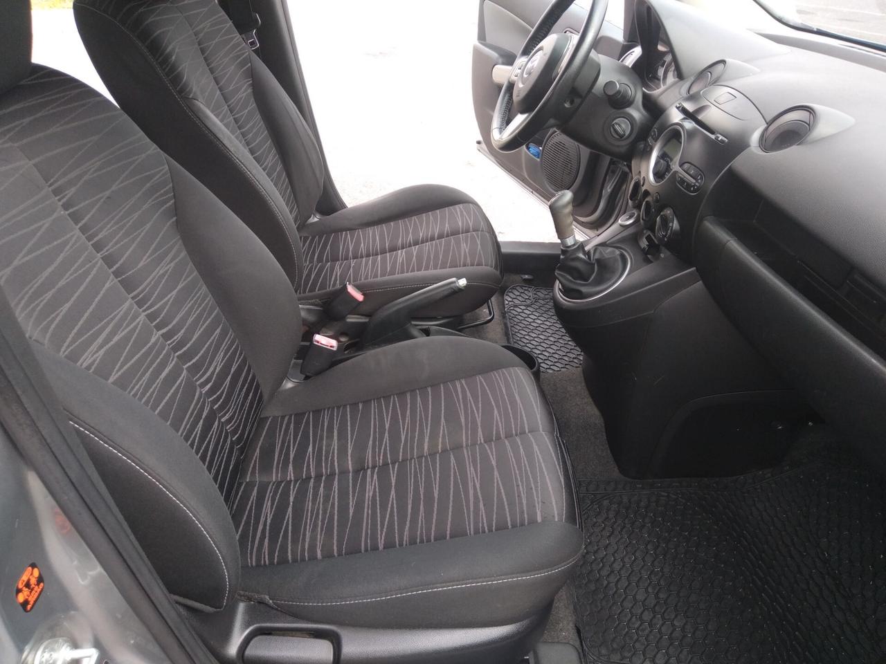 Mazda 2 Mazda2 1.3 16V 75CV 5p. Play GPL