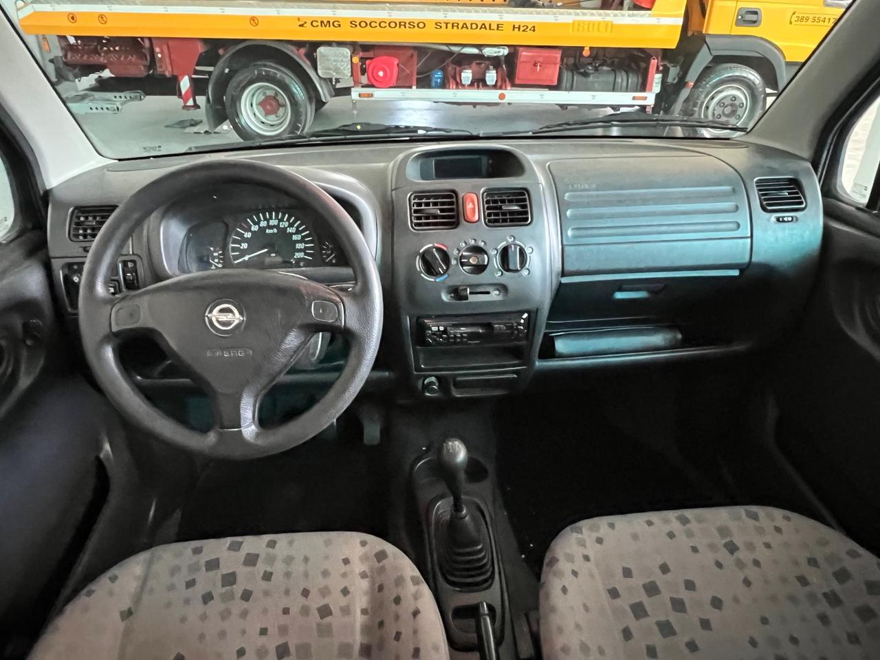 Opel Agila 1.0 12V Comfort