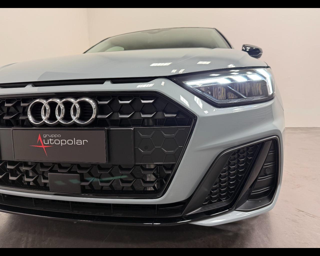 AUDI A1 SPORTBACK 30 TFSI S-TRONIC S LINE