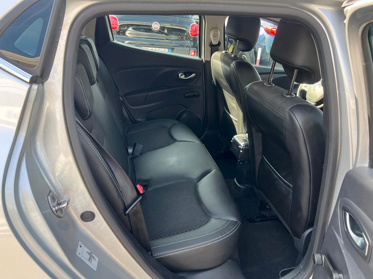 Renault Clio dCi 8V 75 CV 5 porte Moschino Intens