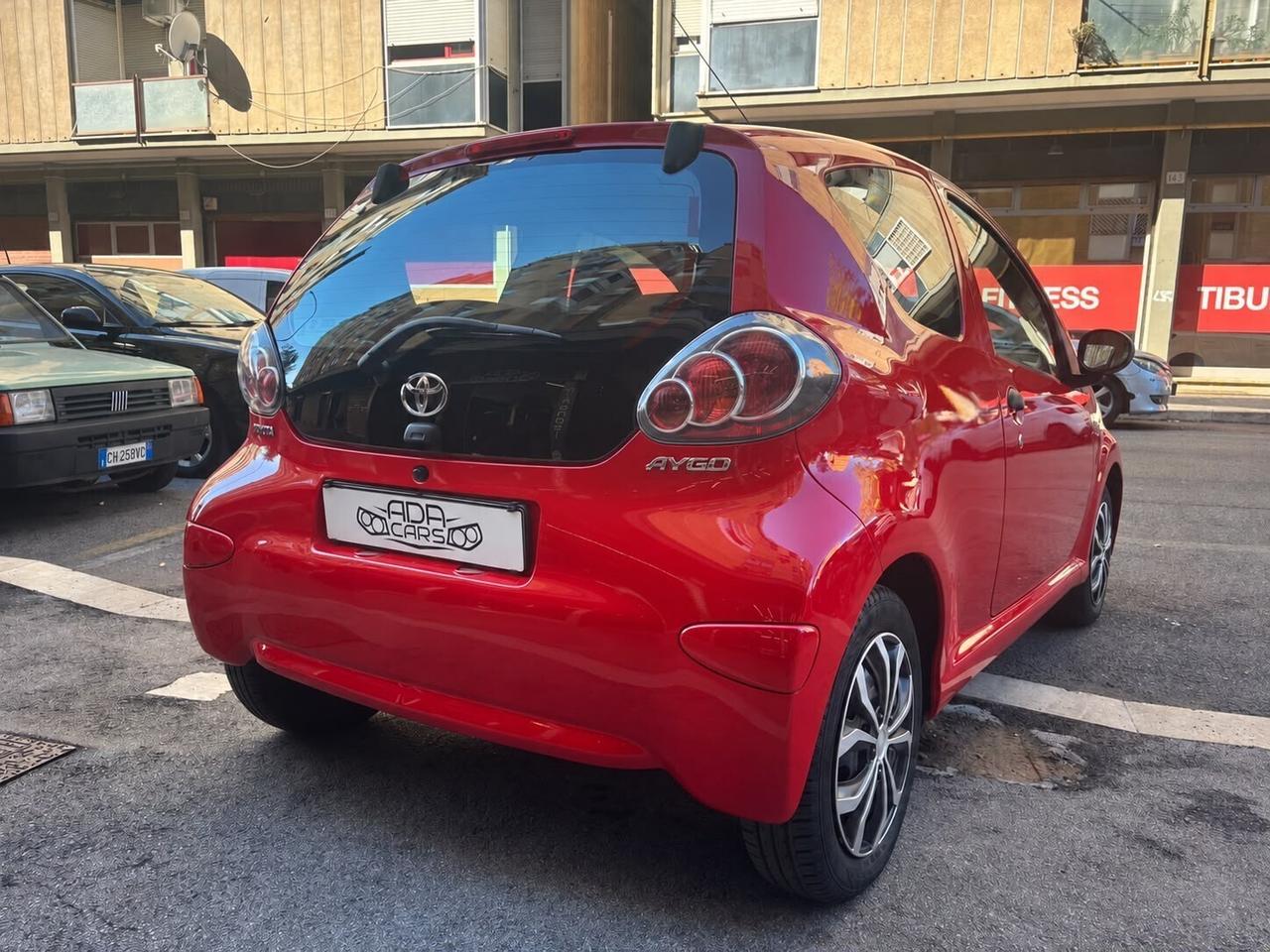 Toyota Aygo 1.0 - PASSAGGIO DI PROPRIETà INCLUSO