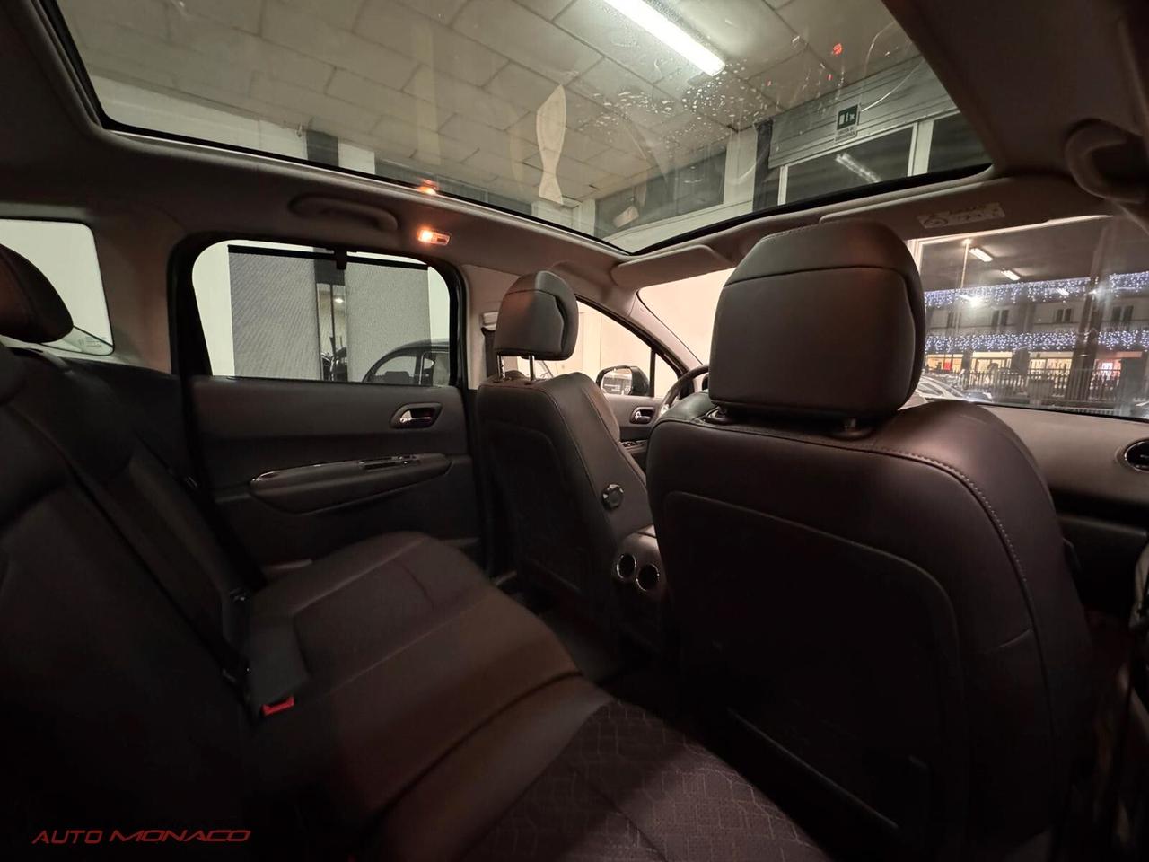 Peugeot 3008 1.6 HDi 115CV Allure 2014