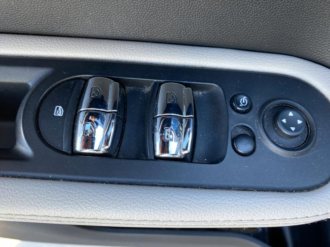 Mini Cooper D Countryman 2.0 Hype Automatica