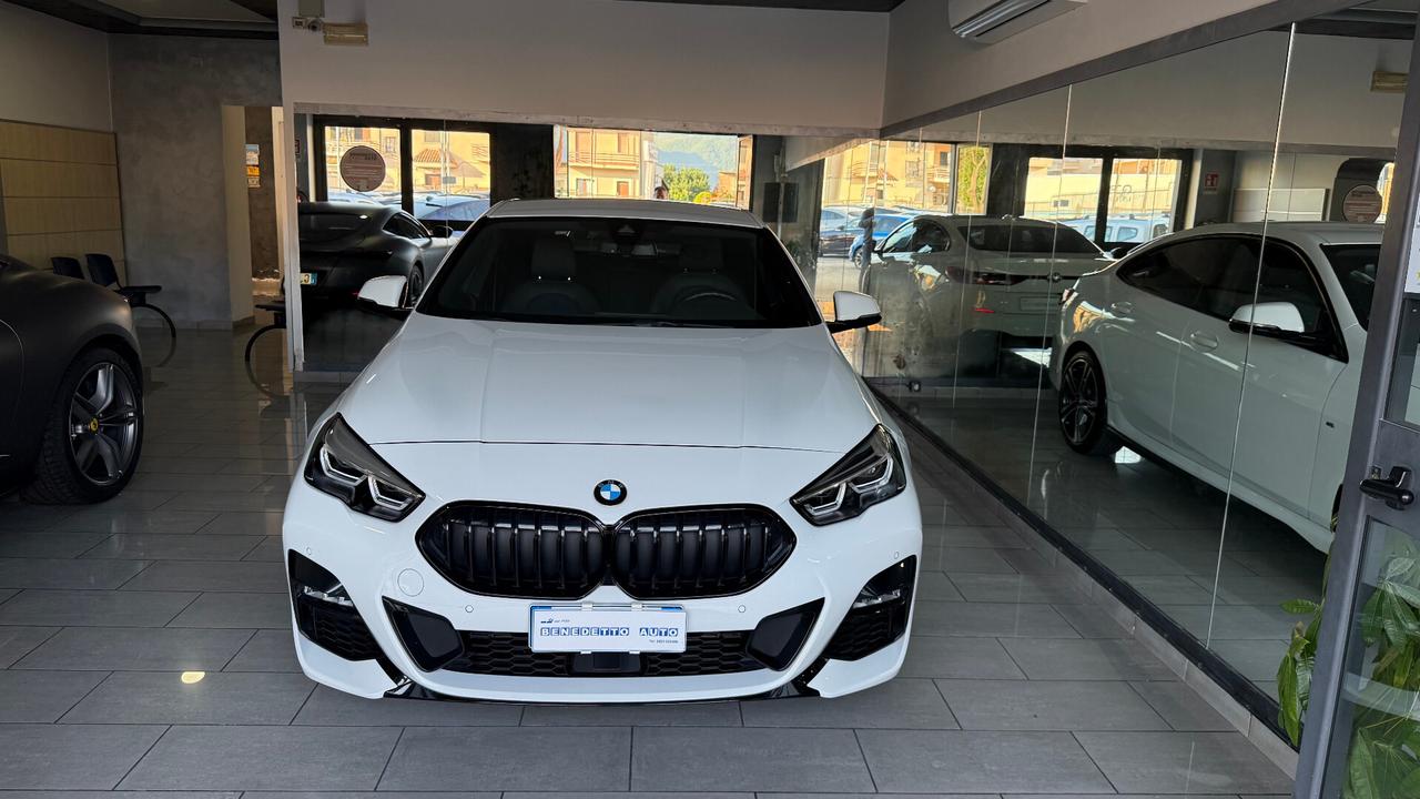 BMW 220 D GRANCOUPE' M SPORT PARI AL NUOVO