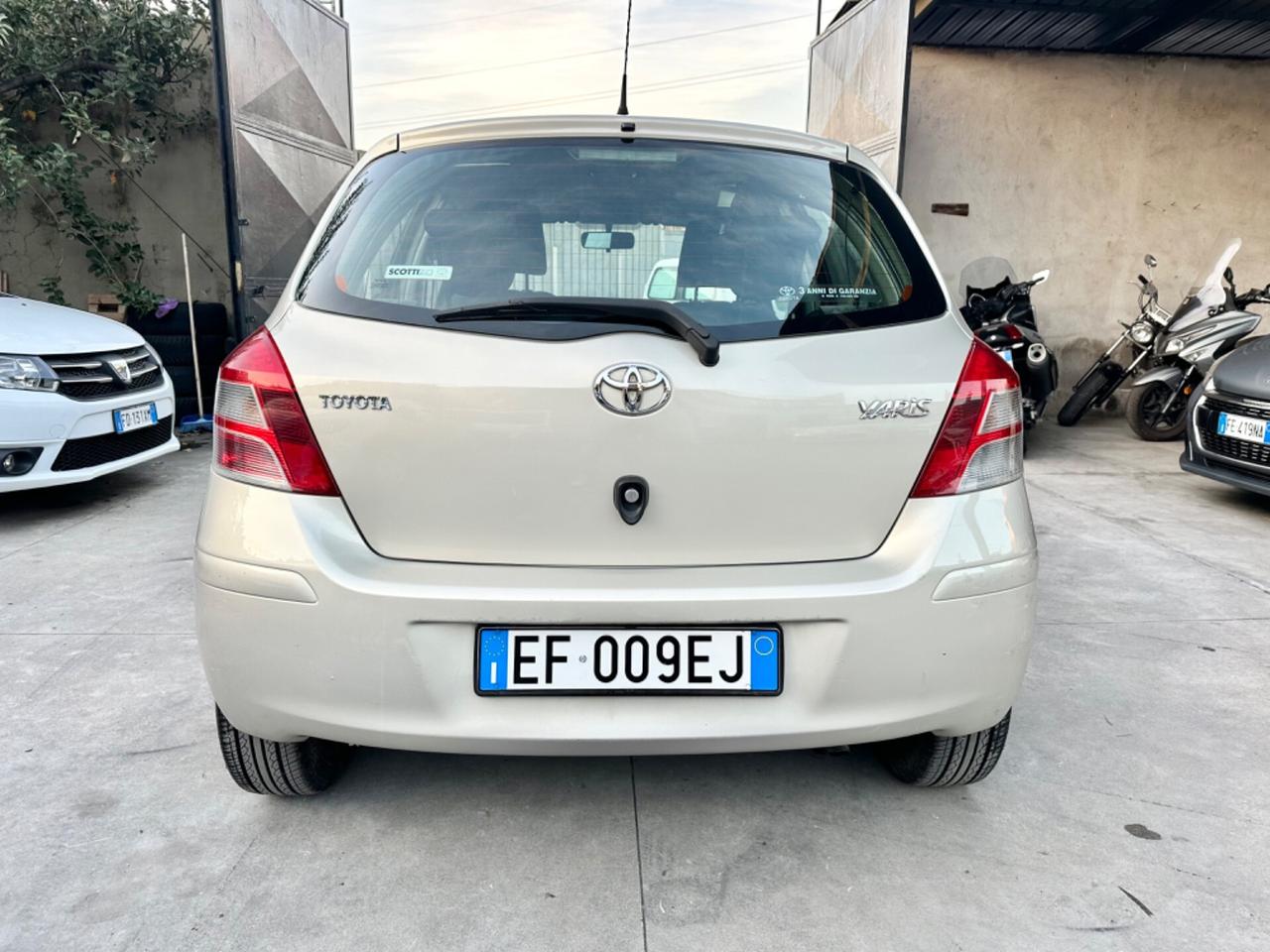 Toyota Yaris 1.0 meccanicamente perfetta!