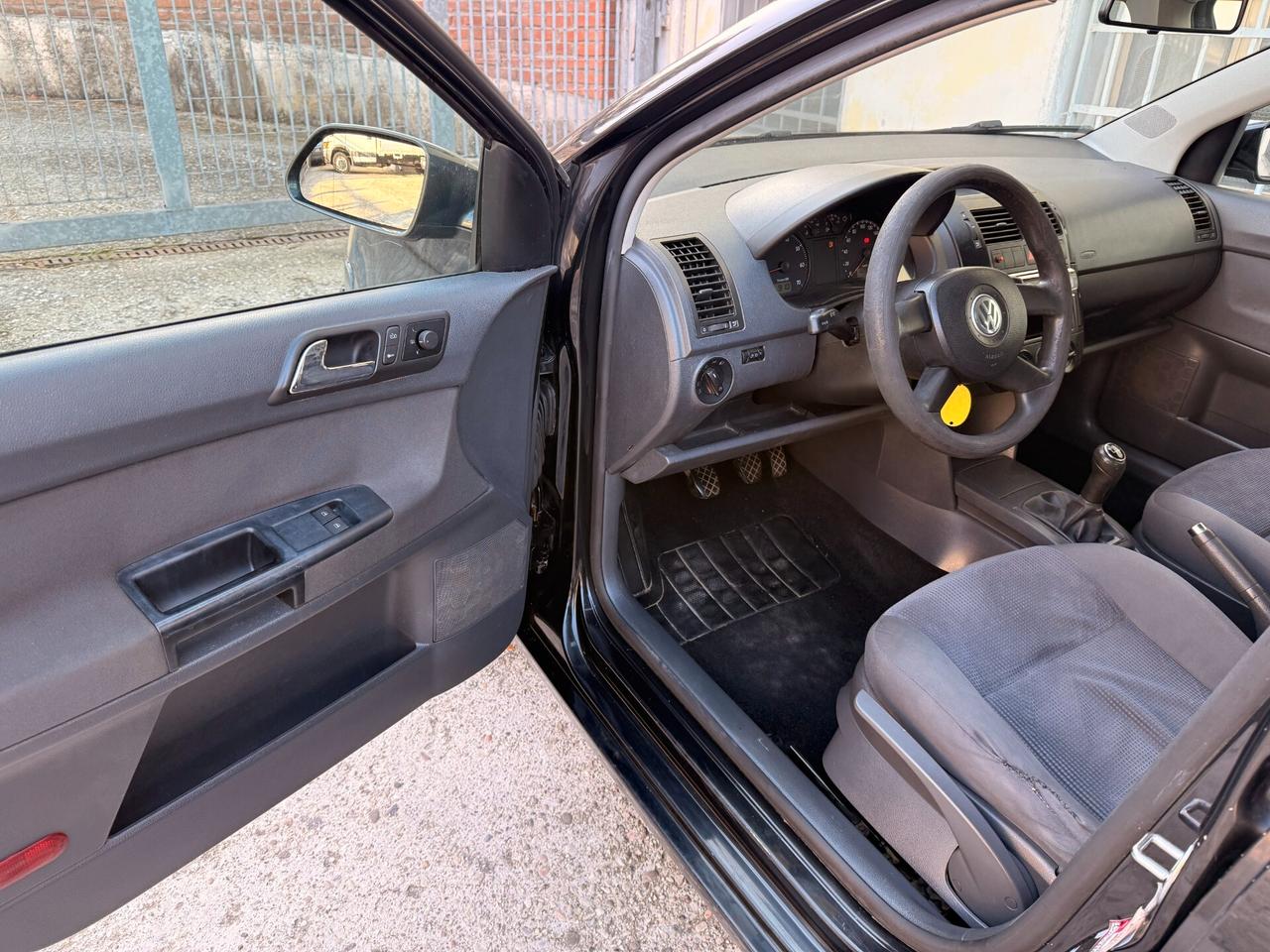 Volkswagen Polo 1.2/64CV 12V 5p. Comfortline