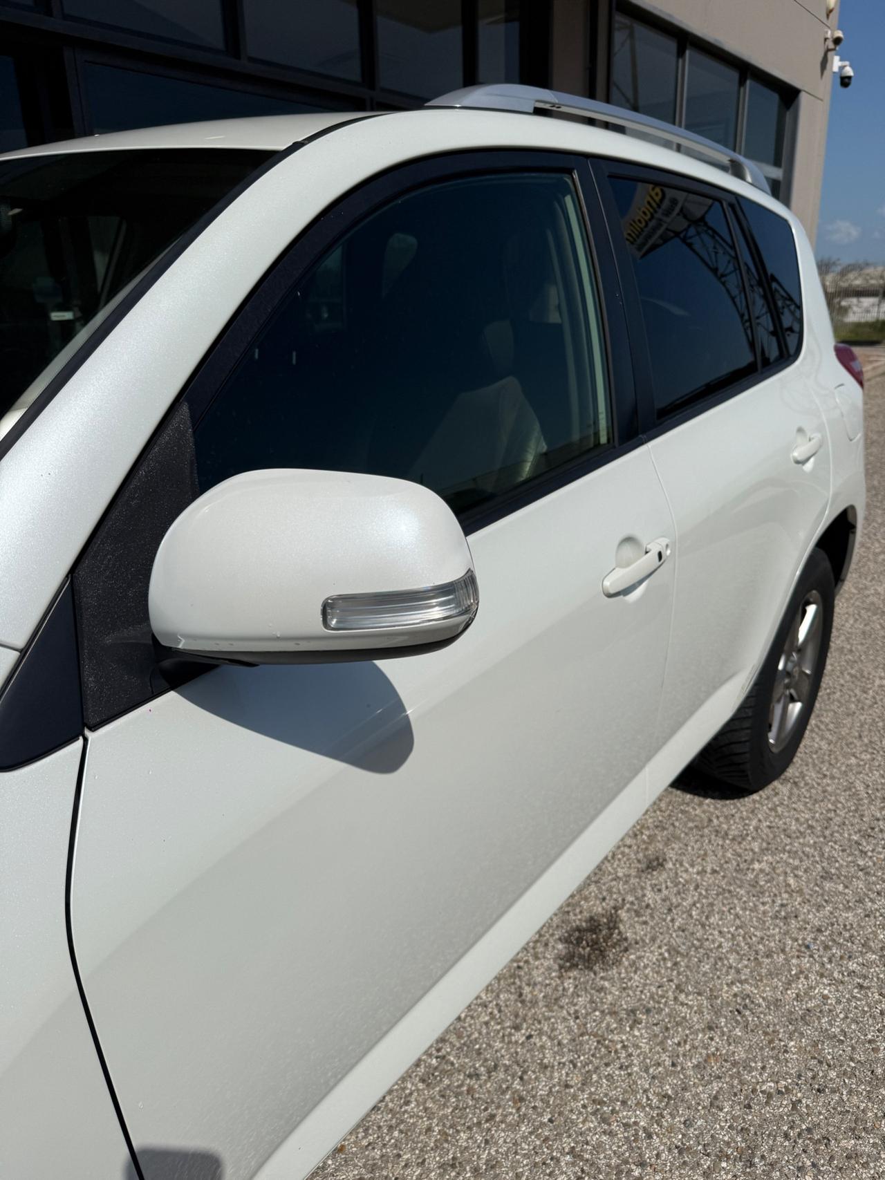 Toyota RAV 4 RAV4 2.2 D-4D 150 CV Lounge my12"