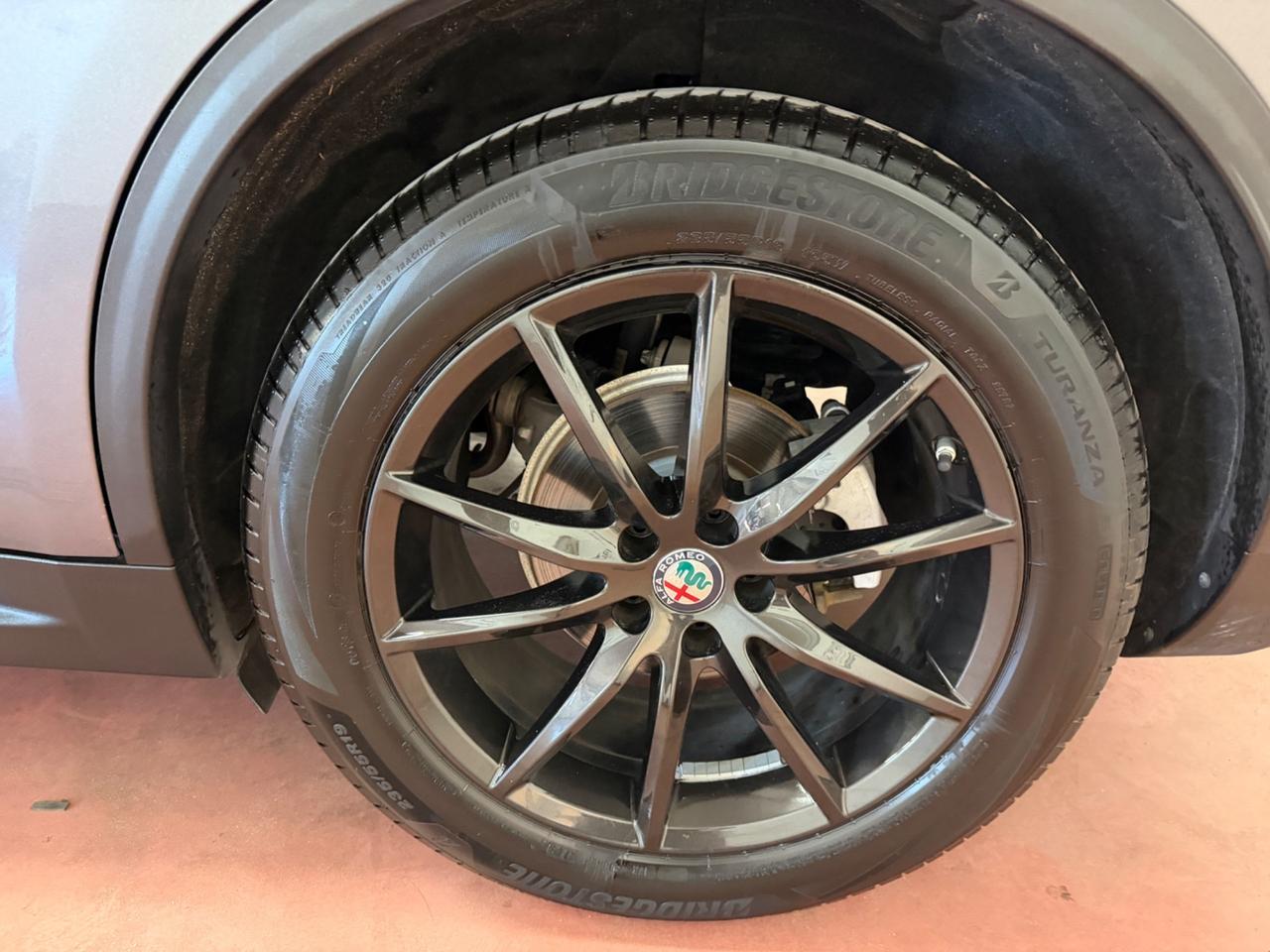 Alfa Romeo Stelvio 2.2 Turbodiesel 190 CV AT8 RWD Business