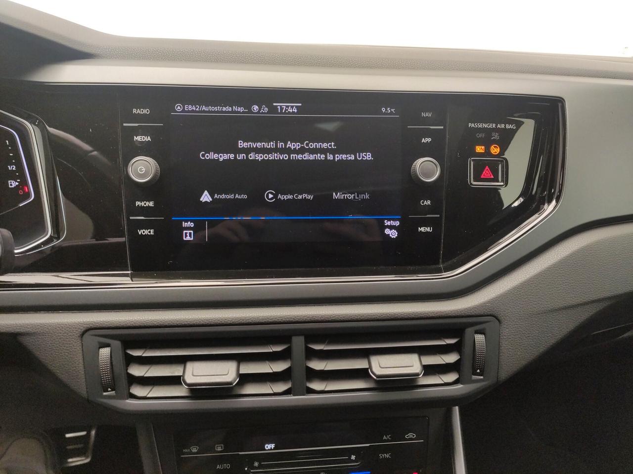 Volkswagen Taigo 1.0 TSI 110 CV DSG R-Line