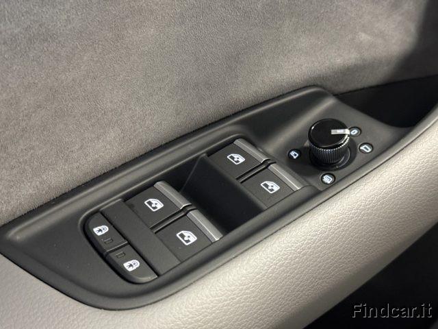 AUDI Q8 55 TFSI e quattro tiptronic Plug In S line