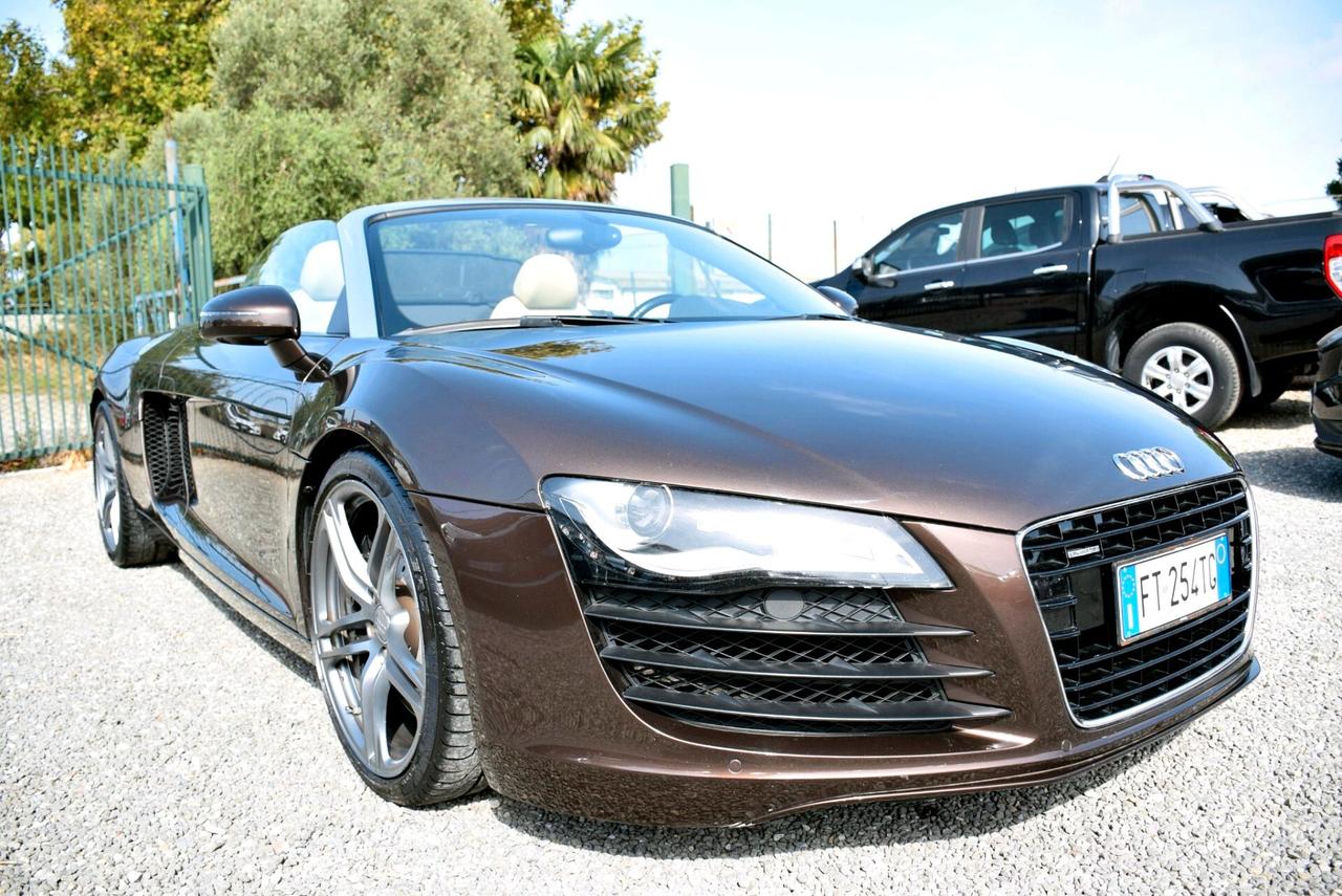 Audi R8 Spyder 4.2 V8 FSI 430CV quattro R-tronic KM CERTIFICATI
