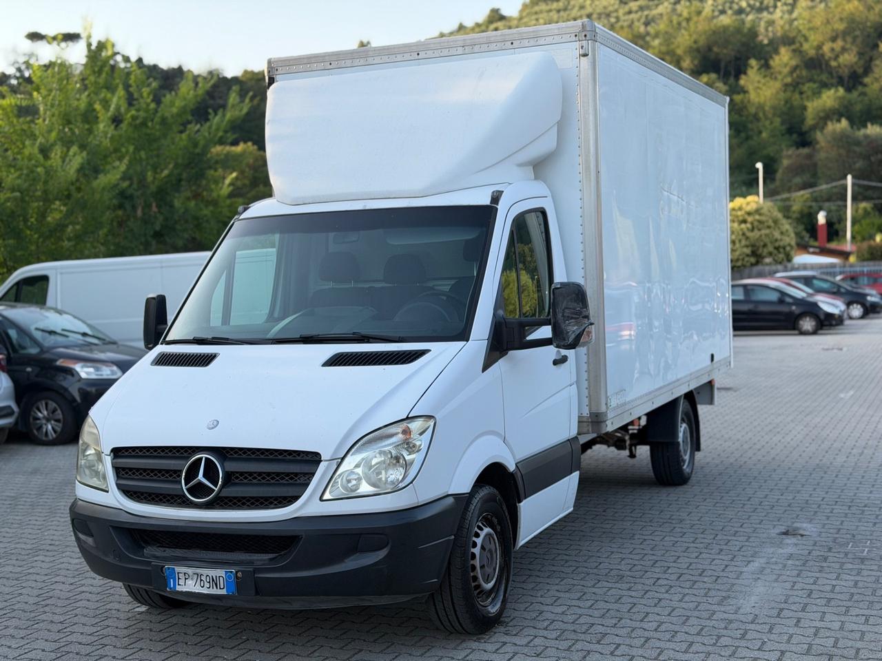 Mercedes Benz