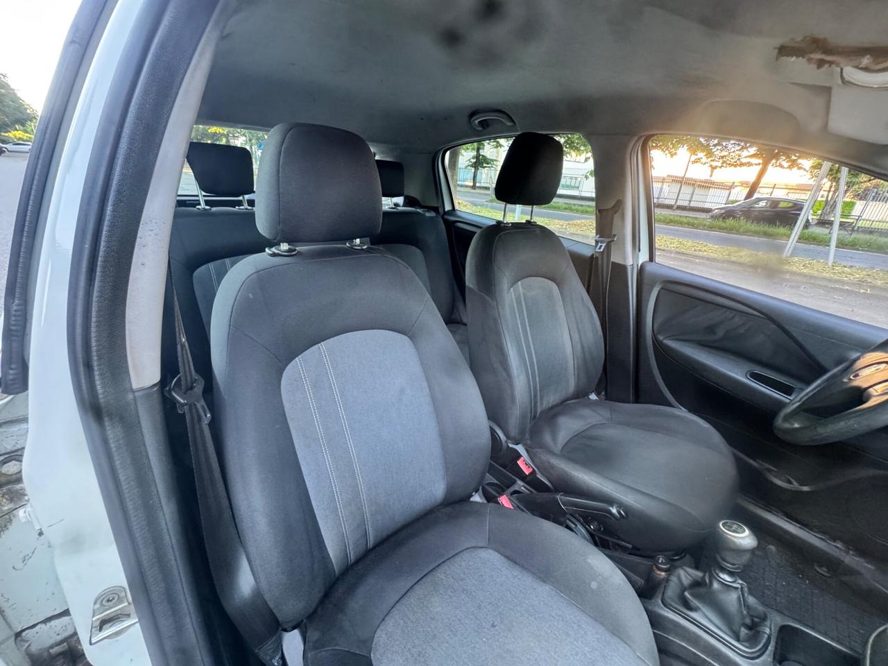 Fiat Punto 1.2 8V 5 porte (SU APPUNTAMENTO)