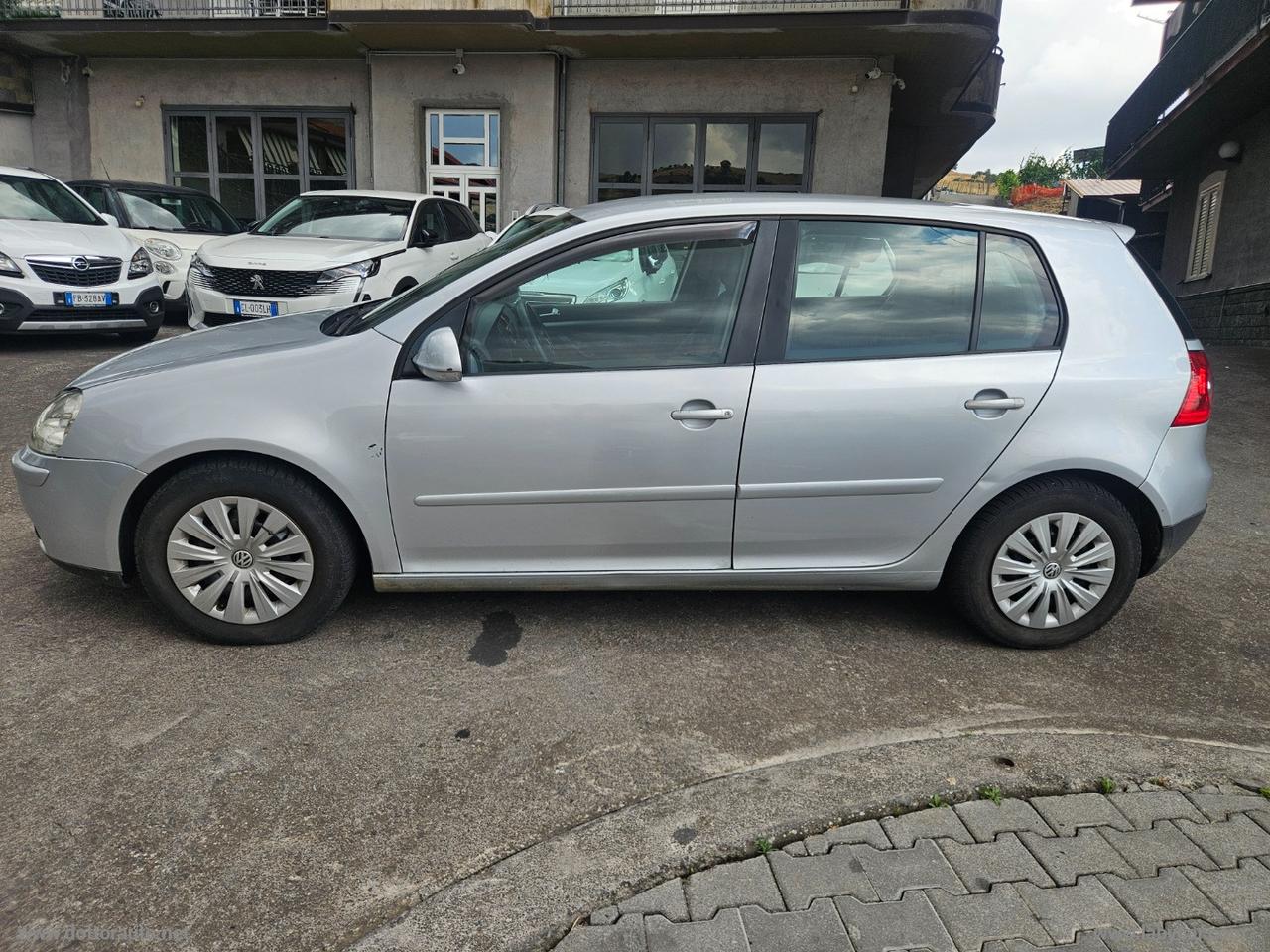 VOLKSWAGEN Golf 2.0 16V TDI 5p. Sportline