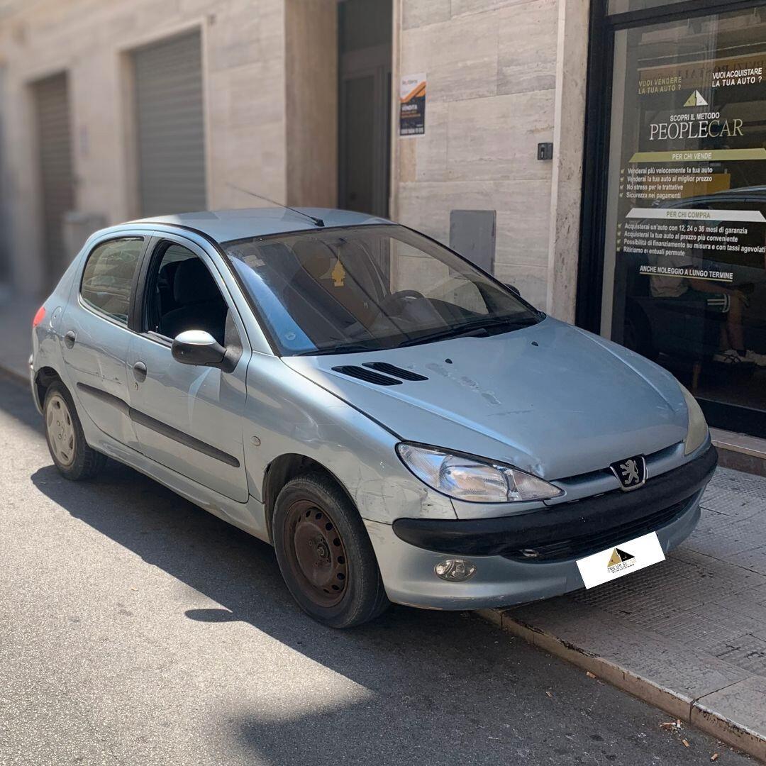 Peugeot 206 **NEOPATENTATI**
