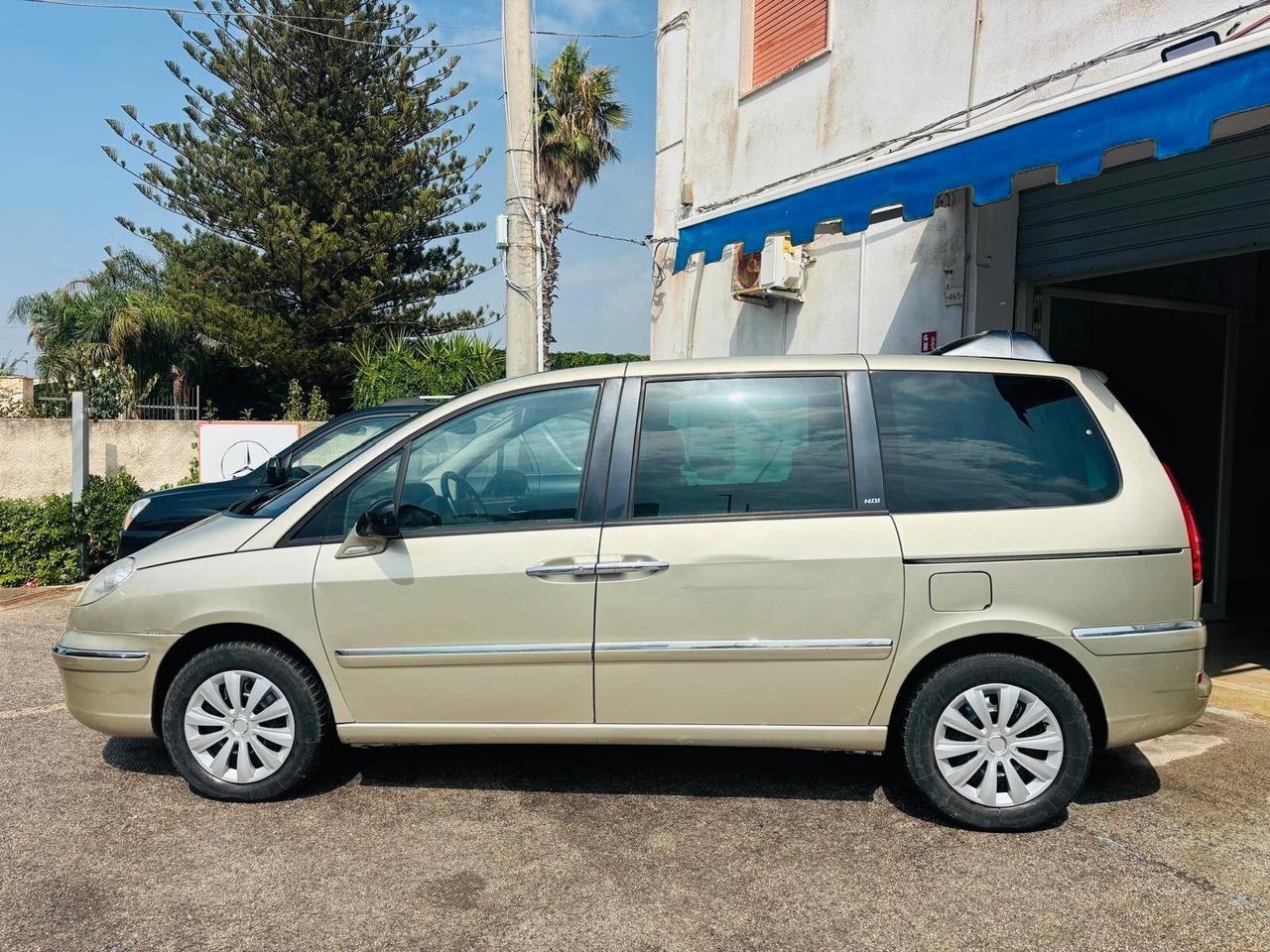 Peugeot 807 2.0 HDi 163CV Active