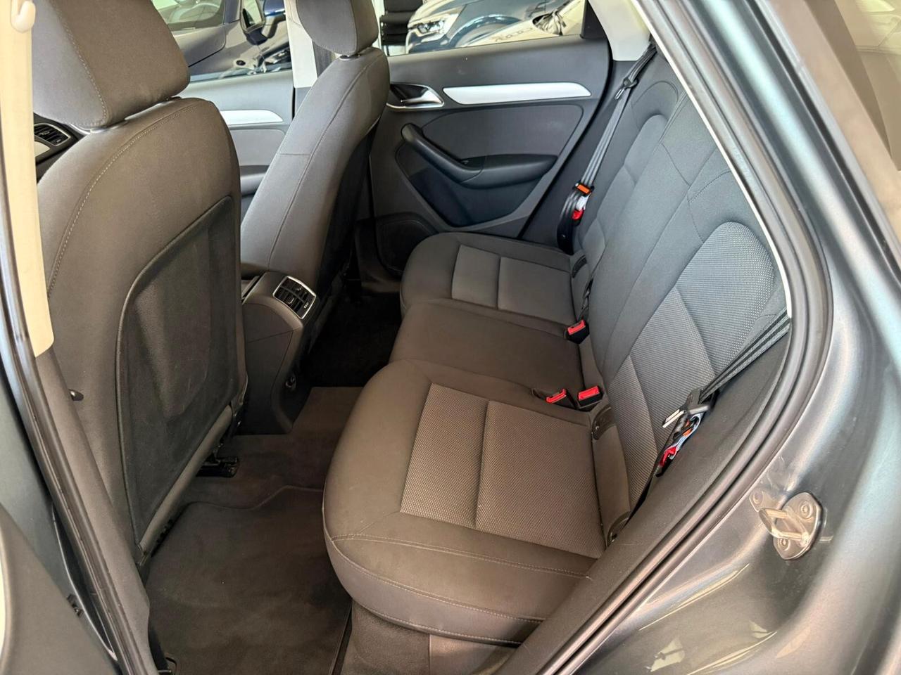 Audi Q3 2.0 TDI 150 CV 6m Business