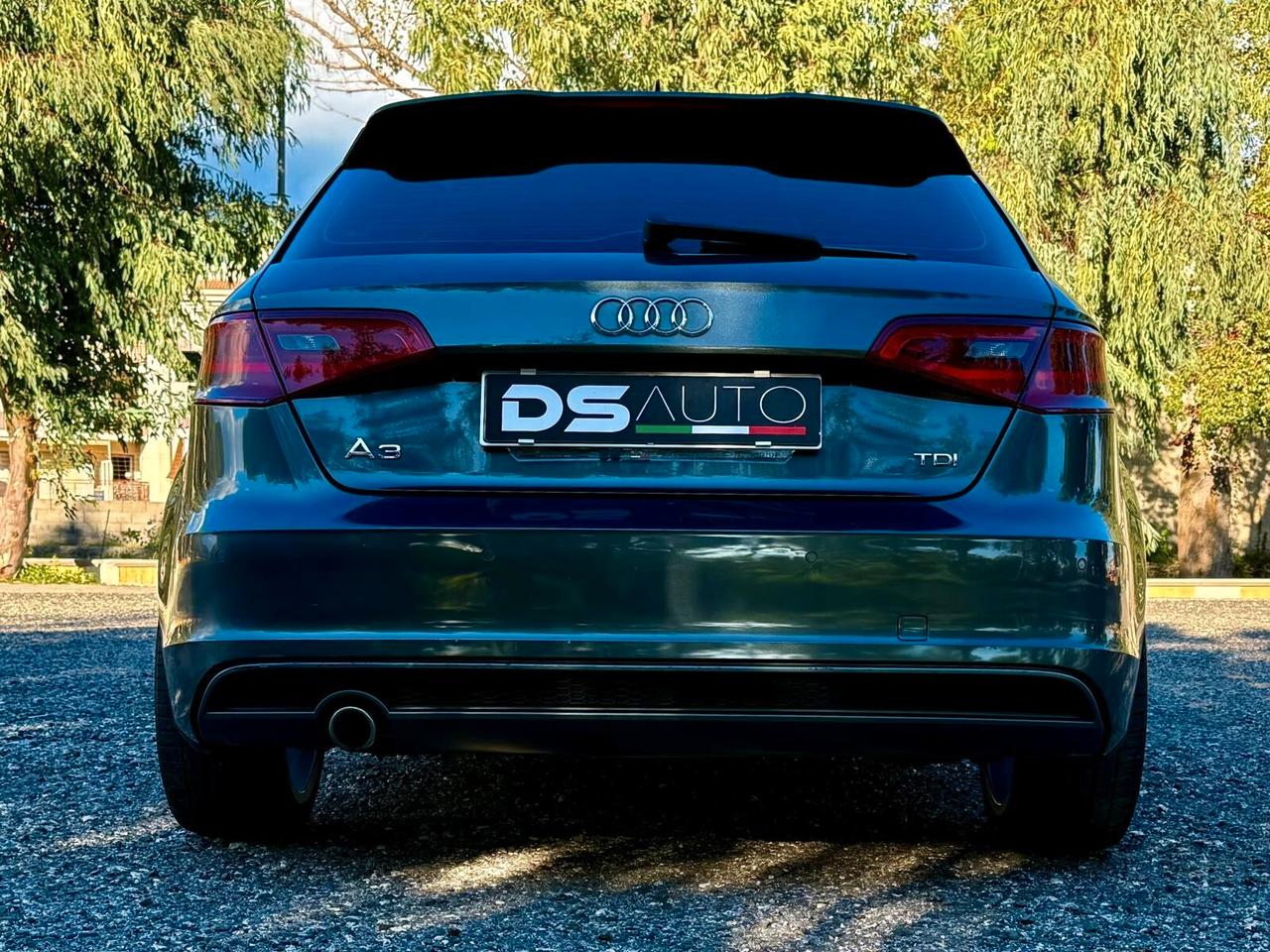 AUDI A3 1.6 TDI 110 CV S TRONIC S LINE EDITION