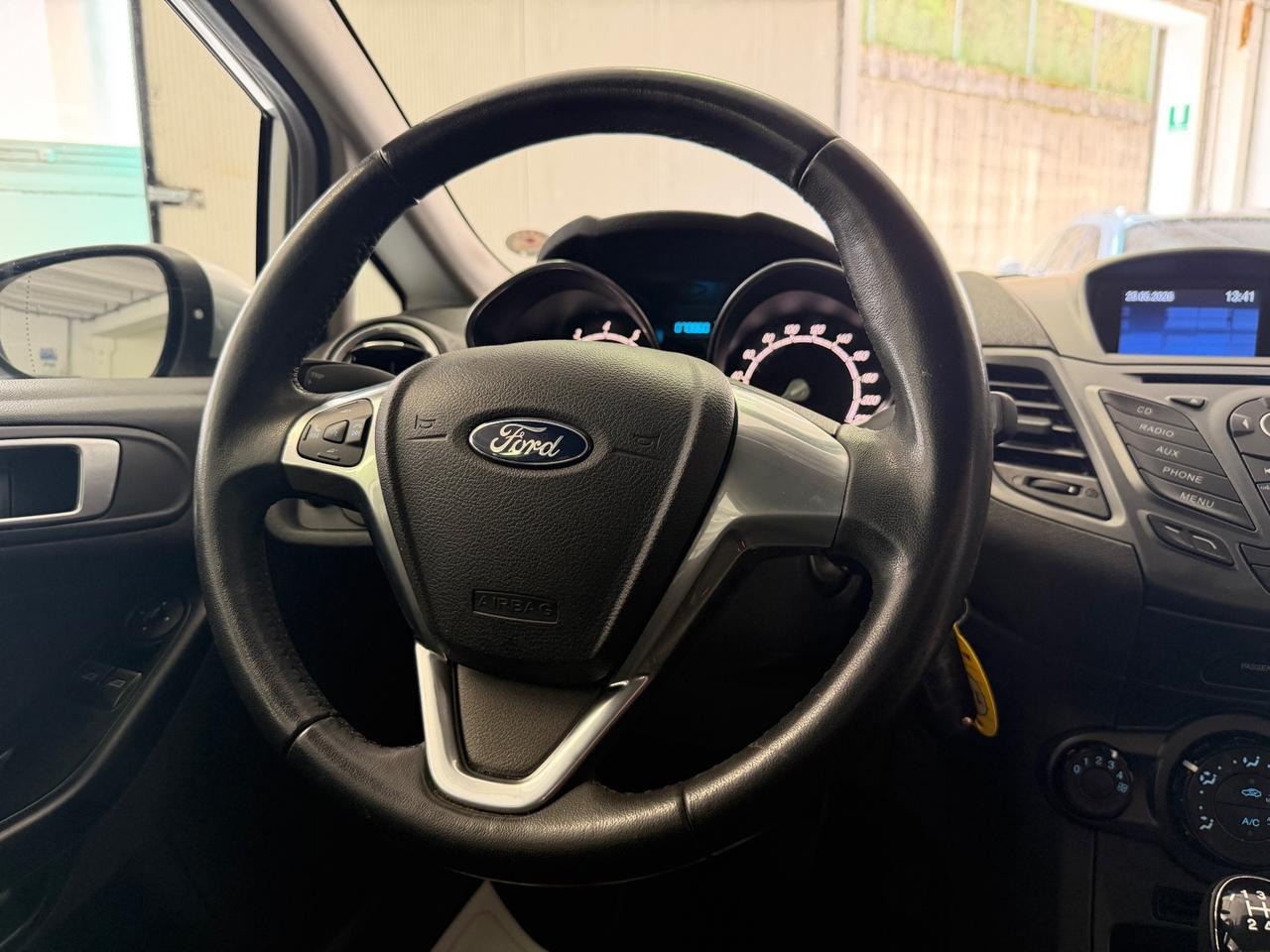 Ford Fiesta 1.2 60CV 5 porte Titanium