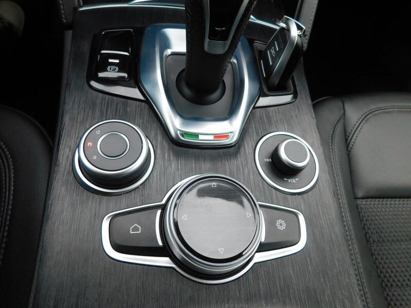 Alfa Romeo Stelvio 2.2 Td full optional