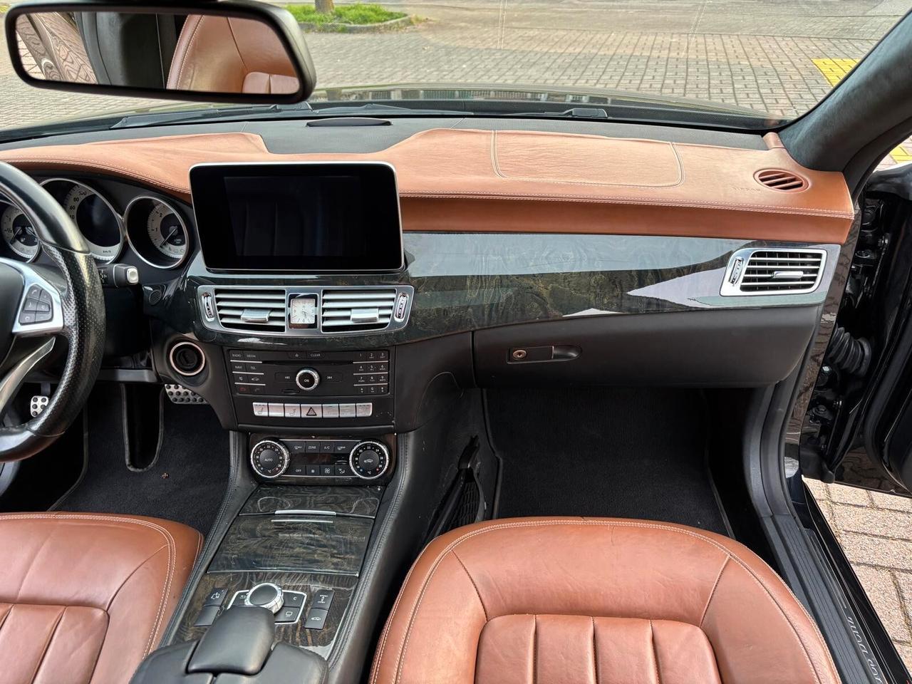 Mercedes-benz CLS 220 d SW Premium. AMG SOOTING..CELL 320 147 1147 WUATSAPP