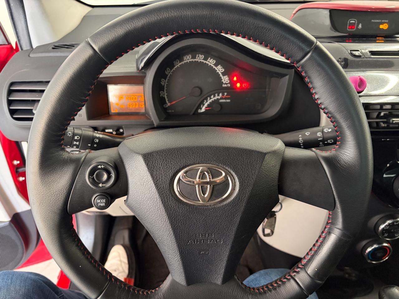 Toyota iQ Cvt automatica Perfetta !