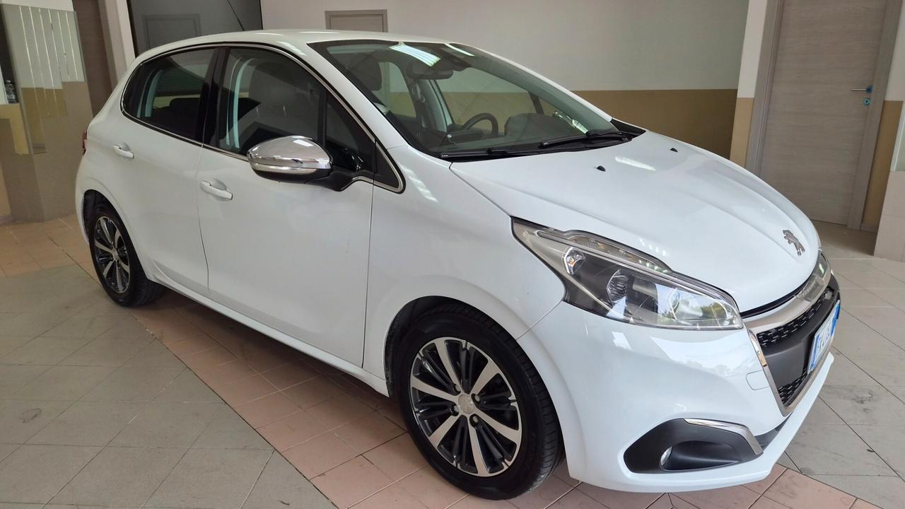 Peugeot 208 BlueHDi 75 5 porte Allure