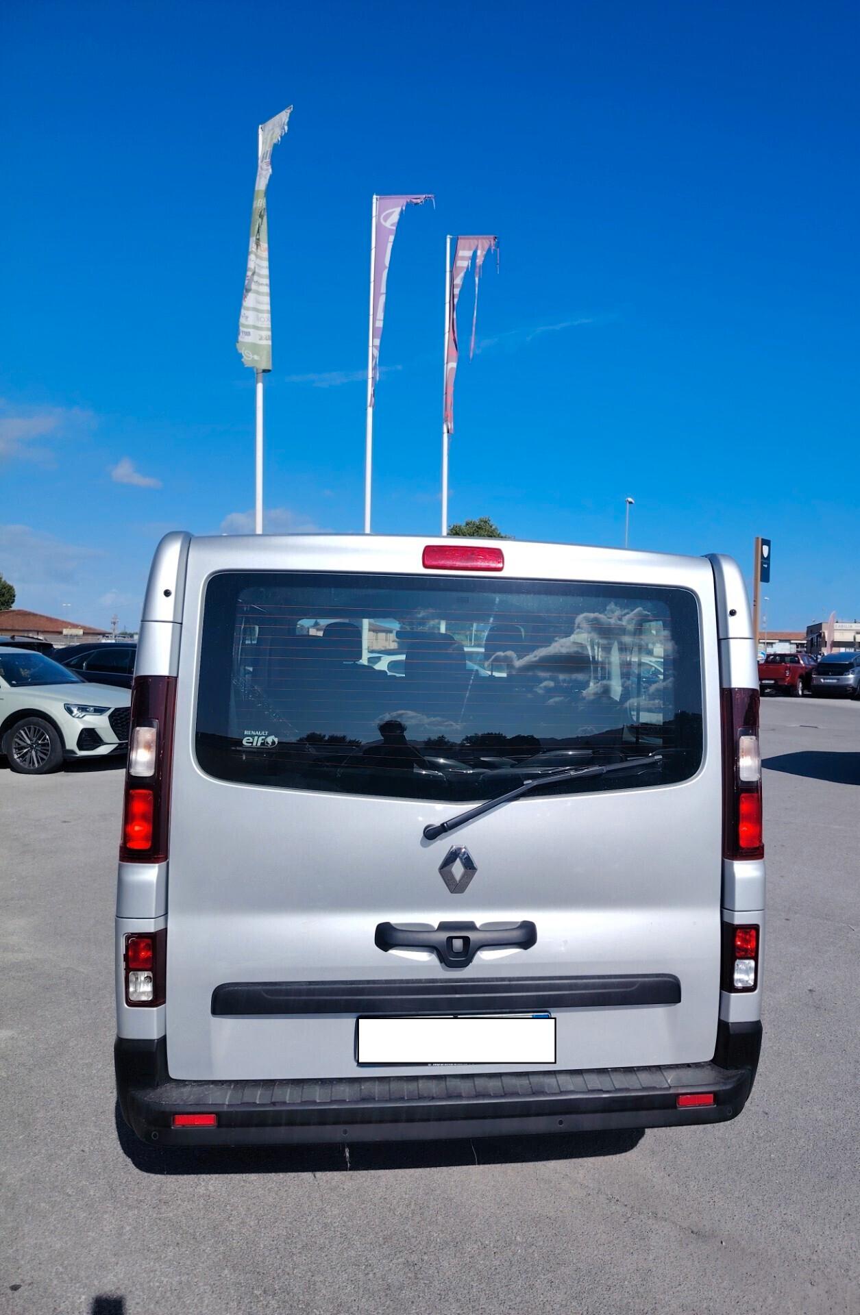 Renault Trafic T27 2.0 dCi 120CV PC-TN Zen 9 POSTI