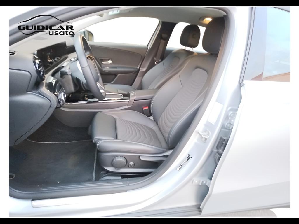 Mercedes-Benz Classe A - W177 2023 - A 180 d Advanced auto