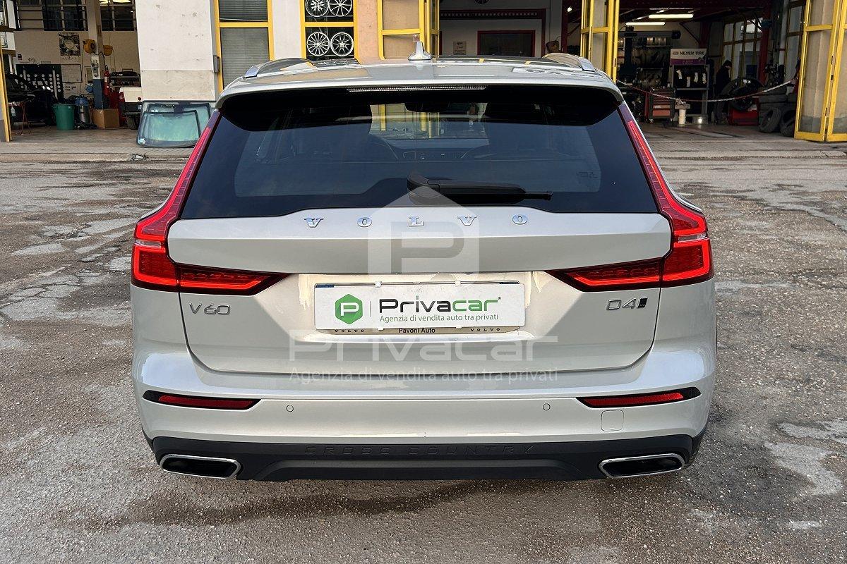 VOLVO V60 Cross Country D4 AWD Geartronic Business Plus