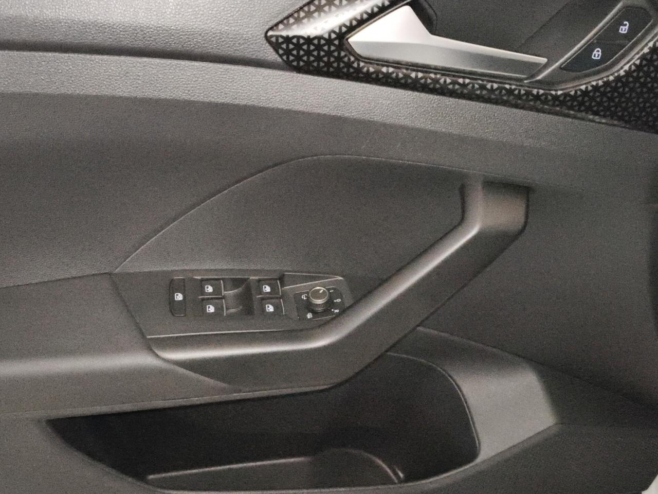 Volkswagen T-Cross 1.0 TSI 110 CV Advanced