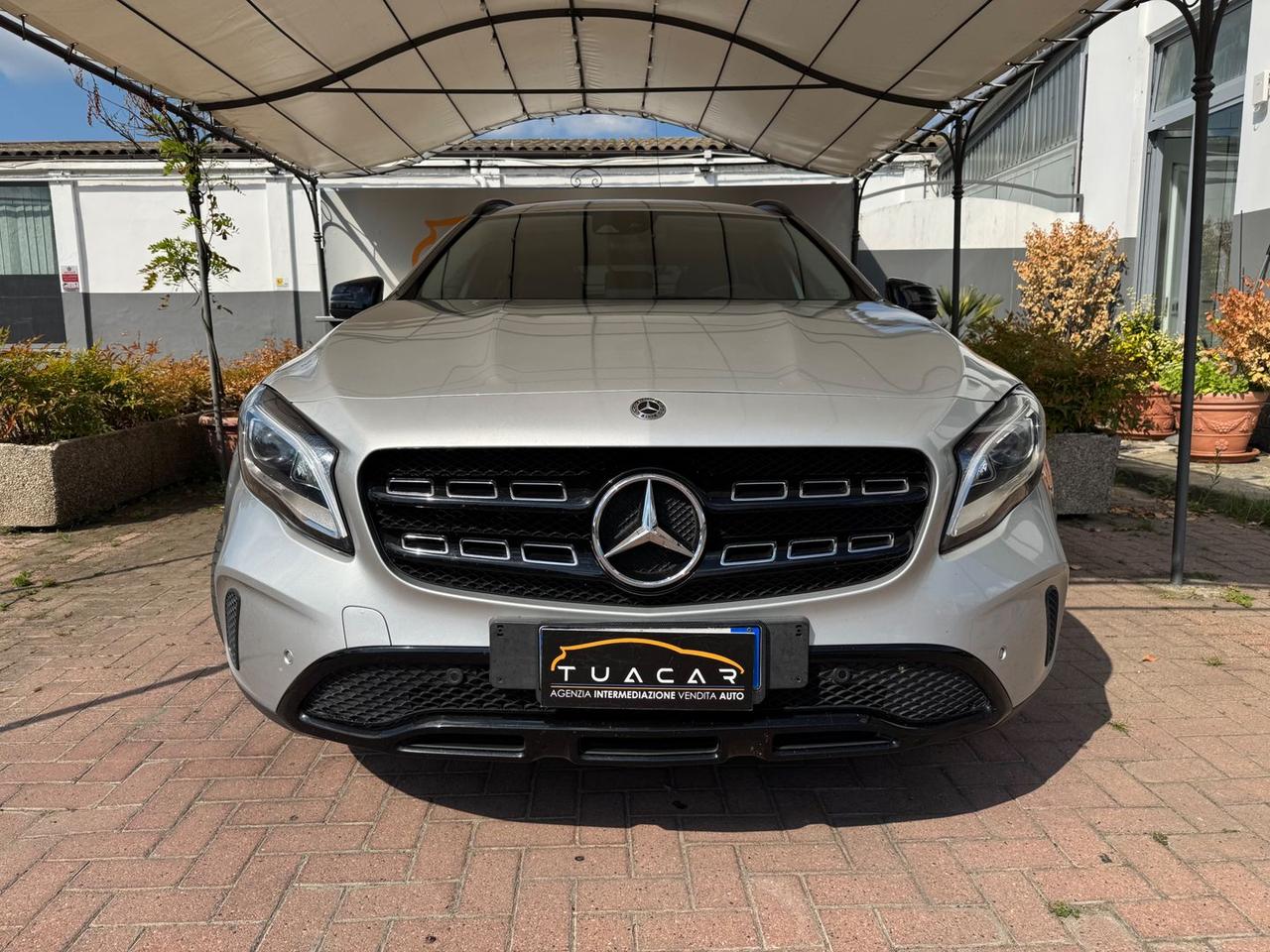 Mercedes-Benz GLA 220 Premium GLA 220 D #6418