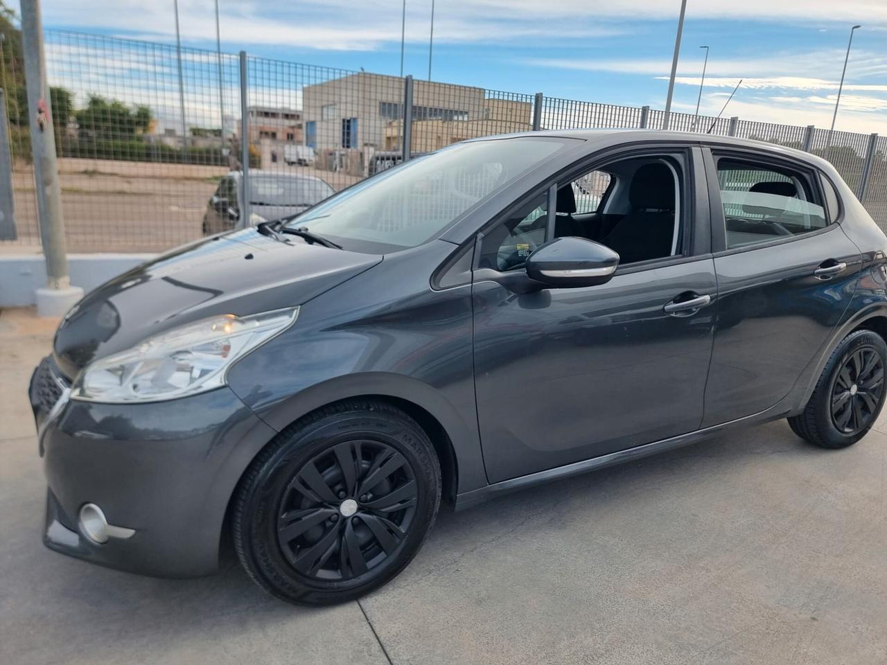 Peugeot 208 1.4 VTi 95 CV 5p. GPL Access