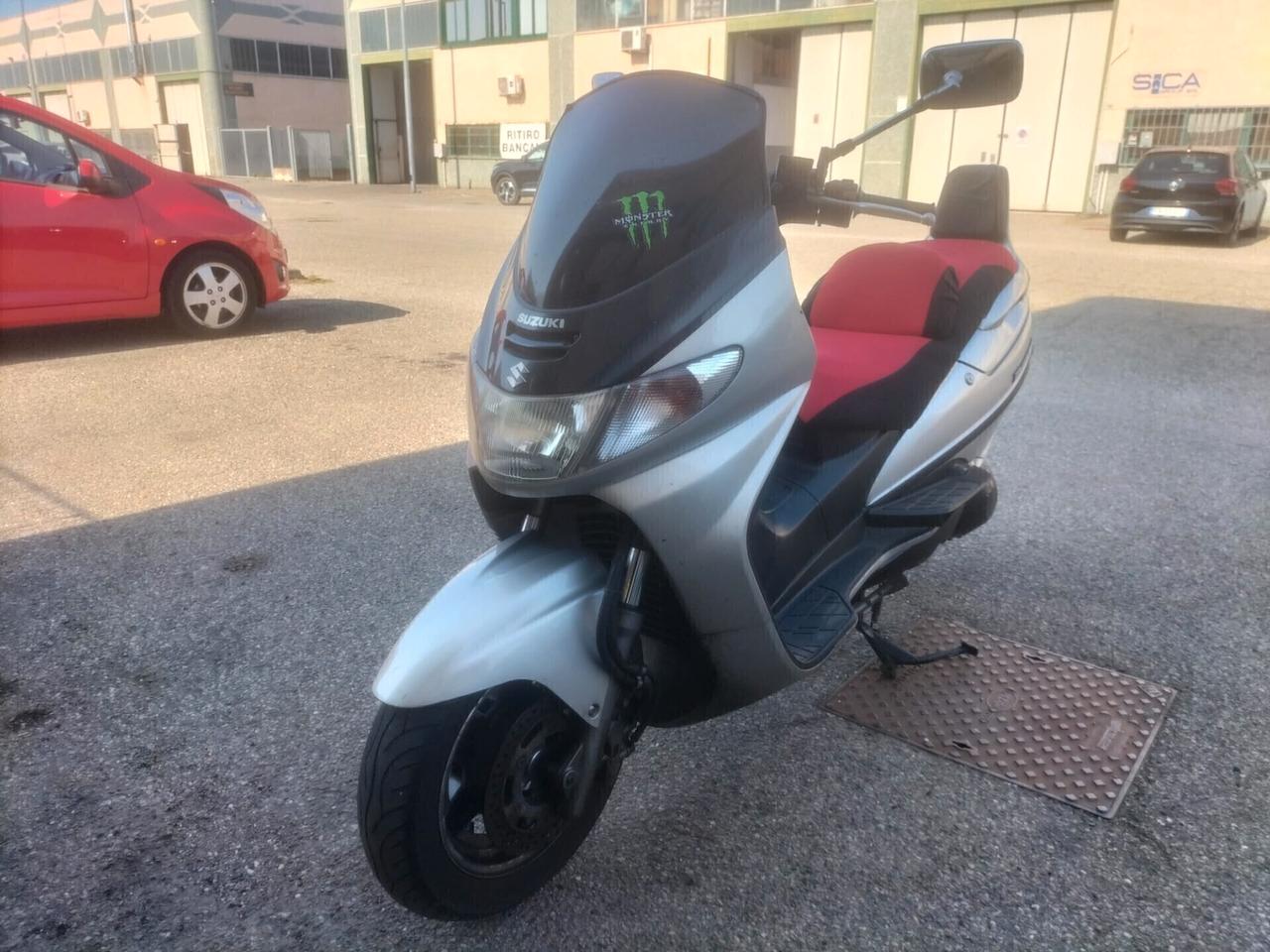 SUZUKI BURGMAN 400 RICAMBI VARI DI SCORTA