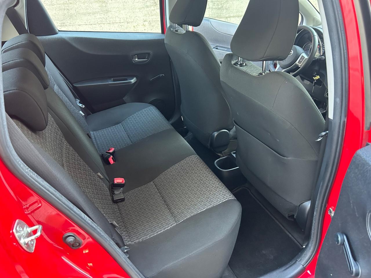 Toyota Yaris 1.0 5 porte Lounge